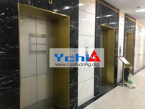 gia công ốp inox cho cửa thang máy