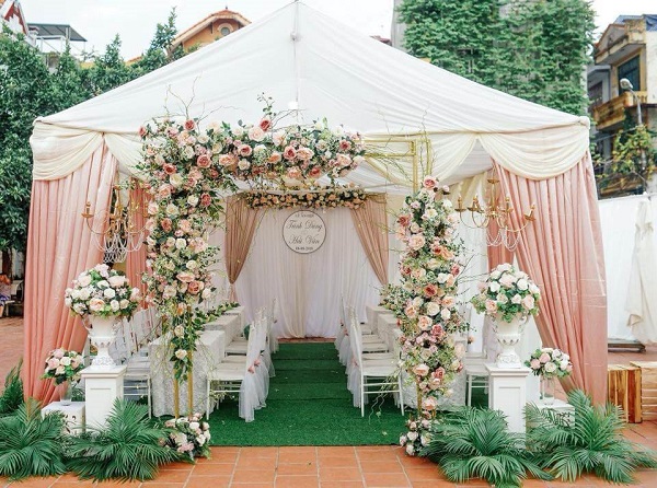 Rustic, Vintage và những cổng hoa cưới được yêu thích nhất năm 2019