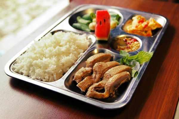 Suất ăn công nghiệp An Quý tại Mê Linh - Mang lại giá trị cuộc sống