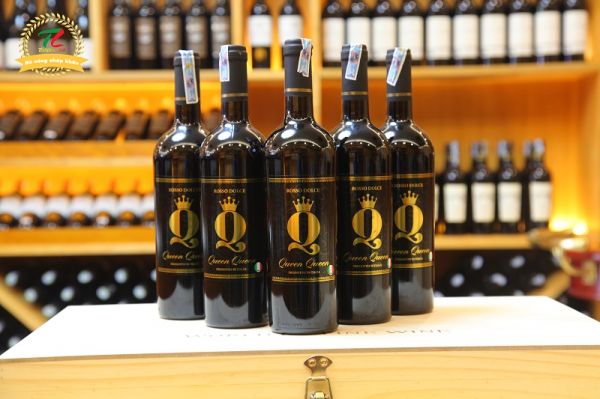 Tập tành uống vang Ý nên chọn chai vang nào có nồng độ nhẹ?