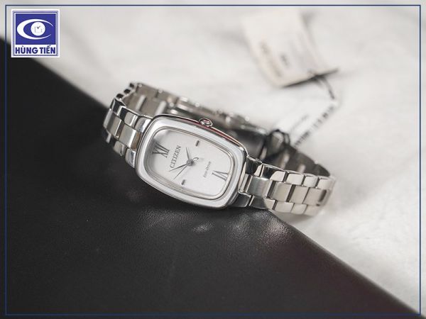 đồng hồ Citizen Eco-Drive EM0005-56A