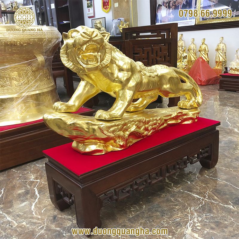 tượng đồng hổ 