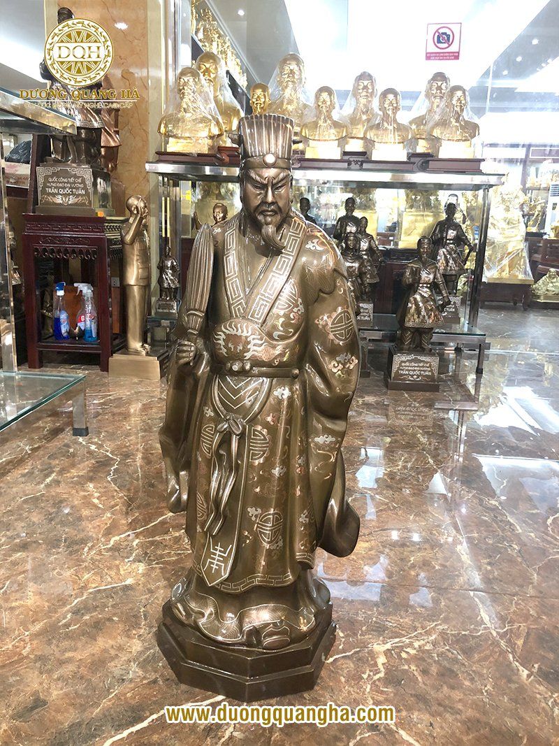 Tượng đồng Gia Cát Lượng và ý nghĩa phong thủy