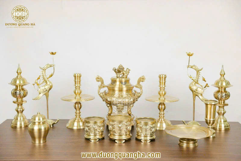 bộ lư đồng bàn thờ 