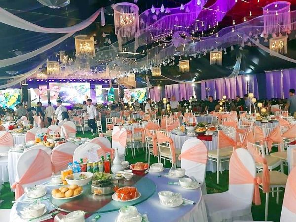 Tiệc truyền thống hay tiệc buffet là sự lựa chọn tối ưu cho ngày cưới?