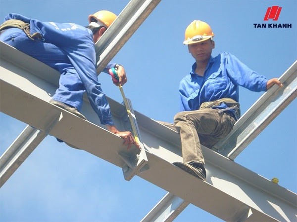 Nhà thép tiền chế gác lửng