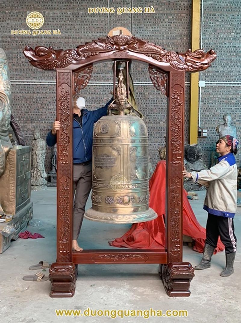 Đúc chuông đồng 