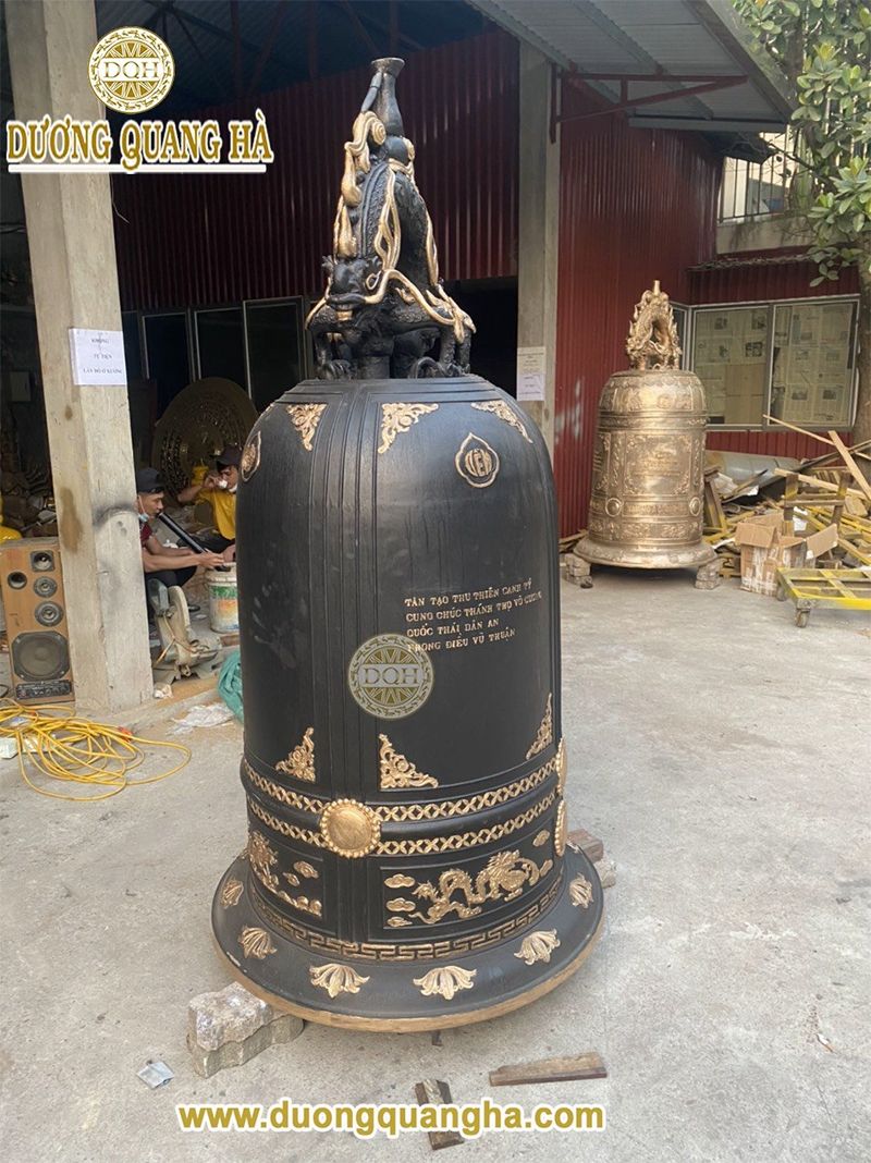 Đúc chuông đồng 