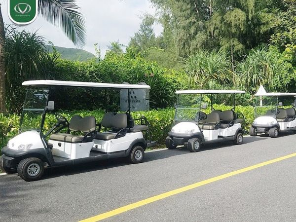 giá xe điện 4 bánh