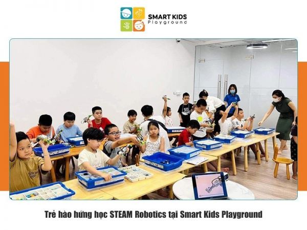 Tại sao nên cho trẻ học STEAM Robotics từ nhỏ?