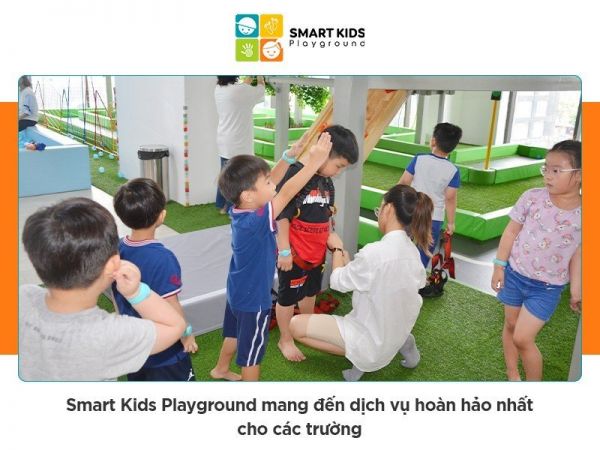 Địa điểm nào tổ chức hoạt động ngoại khóa dịp đầu năm chuyên nghiệp?