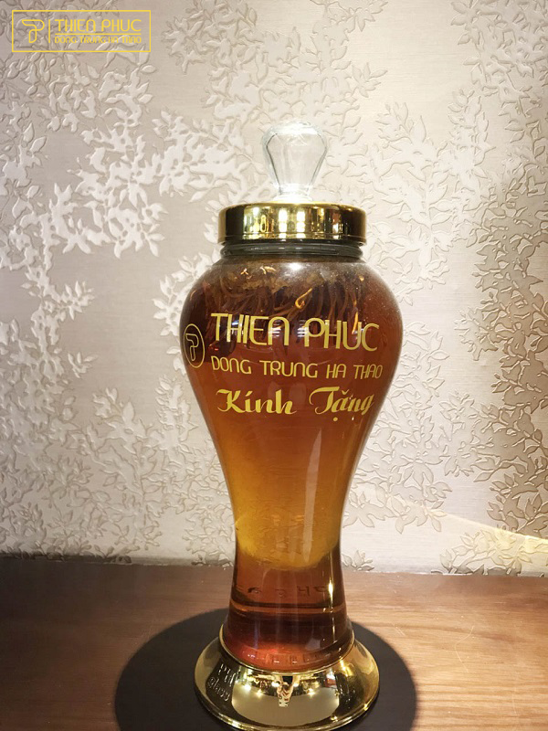 Rượu đông trùng hạ thảo