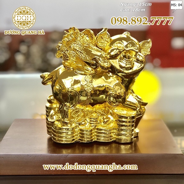 tượng heo bằng đồng mạ vàng