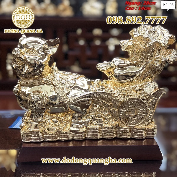 tượng heo bằng đồng mạ vàng