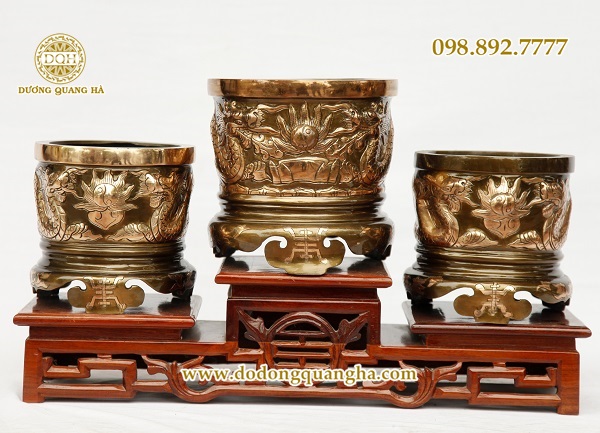 bát hương đồng
