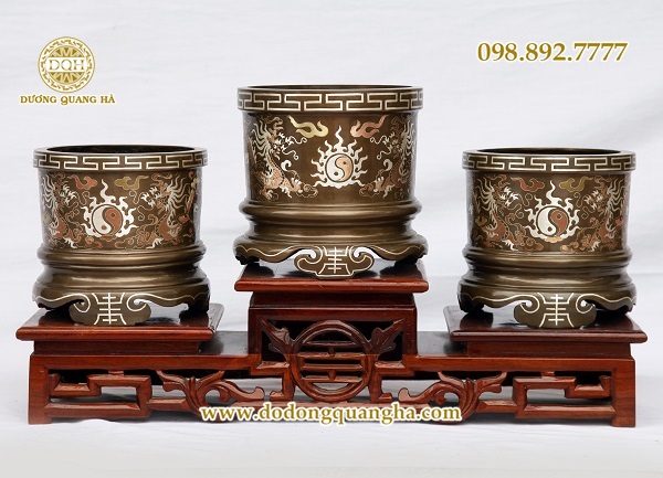 bát hương đồng