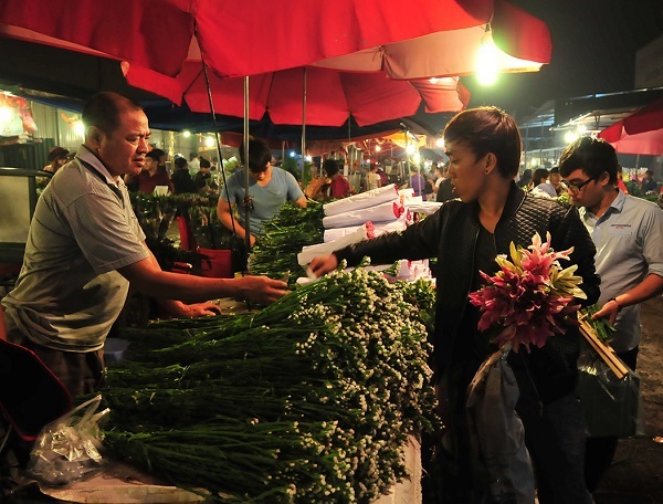 Nét đẹp "đi vào lòng người" của Hà Nội về đêm