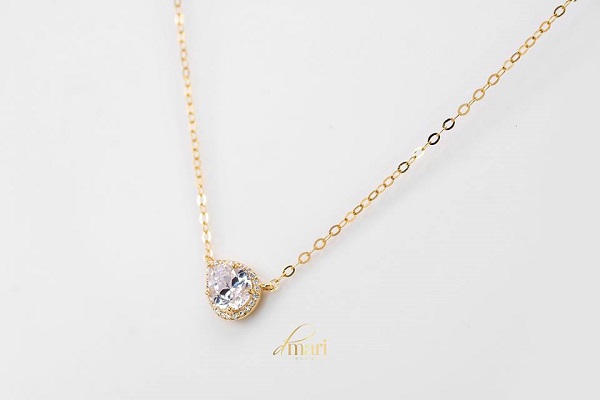 Tinh tế, dịu dàng hơn với những mẫu dây chuyền tại DMari