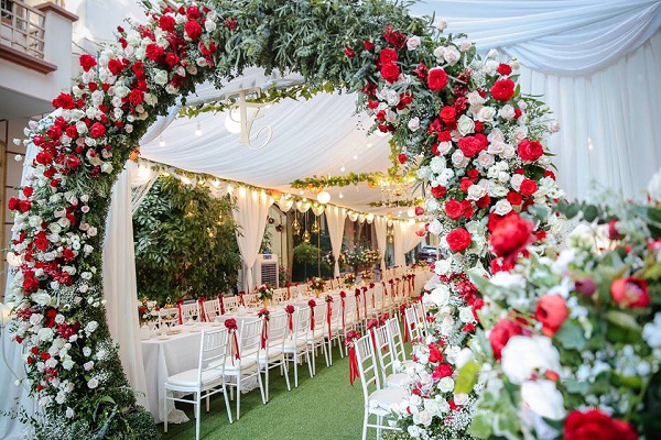Rustic, Vintage và những cổng hoa cưới được yêu thích nhất năm 2019