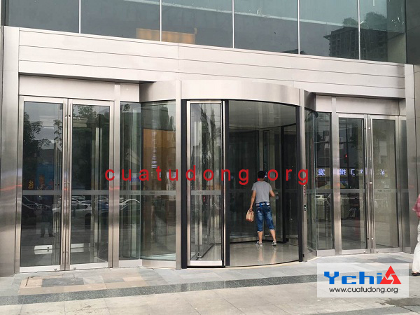 cửa tự động trượt cong