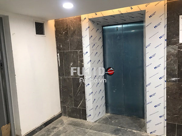 ốp inox cửa thang máy