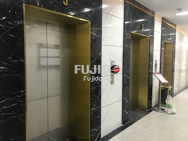 ốp inox cửa thang máy