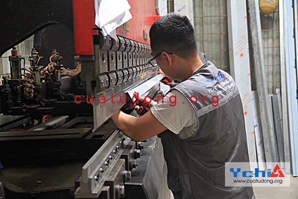 sản xuất inox thang máy