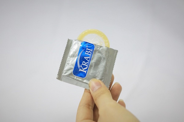 Dù đã biết rõ tác dụng tránh thai hiệu quả của bao cao su, nhưng rất nhiều nam giới vẫn không thích dùng bao cao su. Vậy lý do là gì?