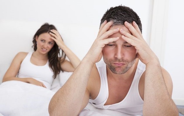 Có nên sử dụng 2 bao cao su cùng lúc khi quan hệ?