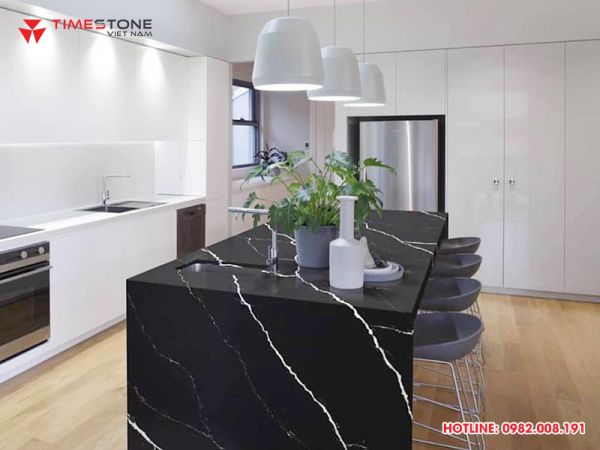 Vẻ đẹp sang trọng, lôi cuốn của đá nhân tạo đen vân mây Empirestone