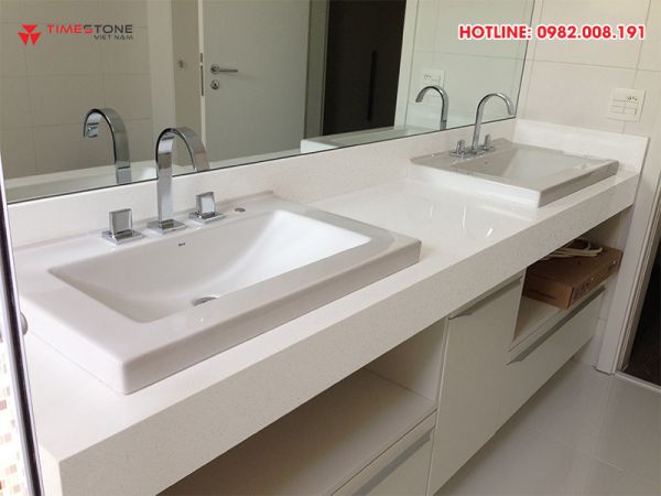 đá nhân tạo trắng vân mây 