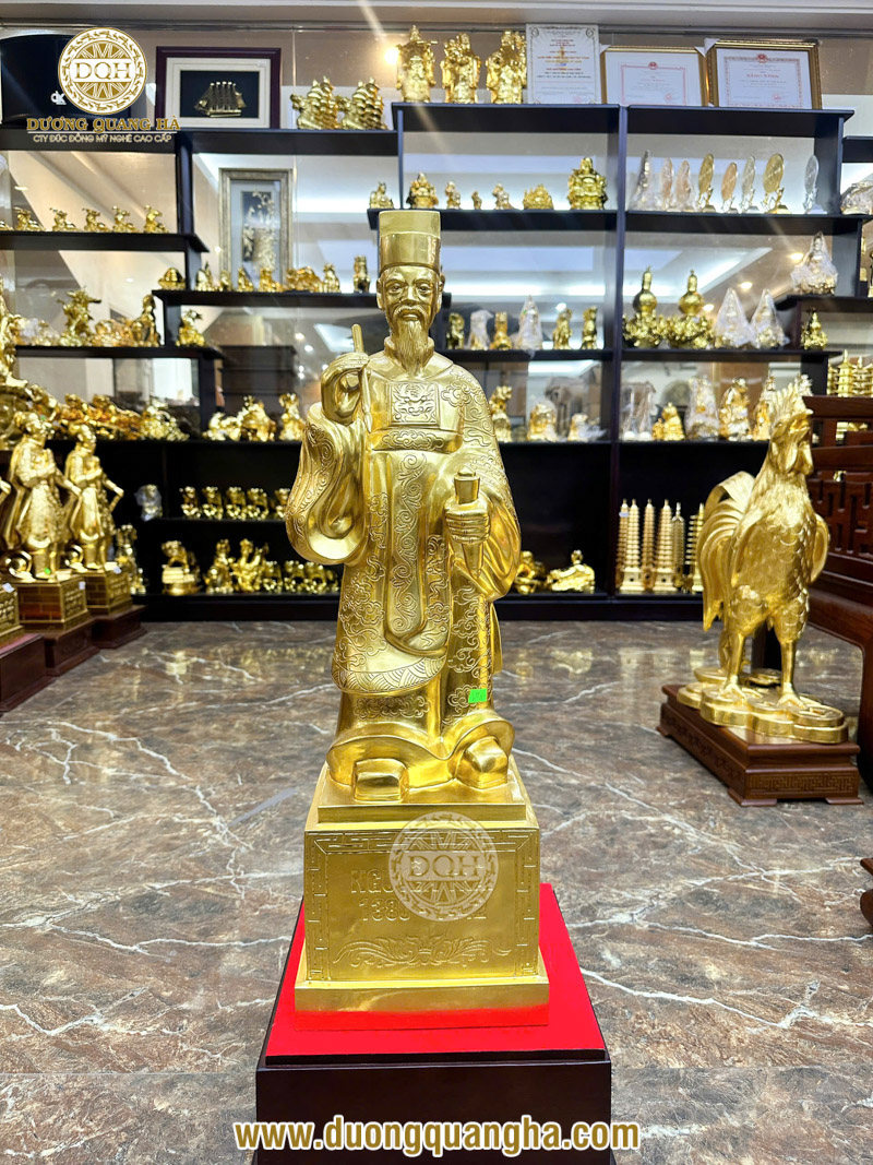 Tượng đài Nguyễn Trãi
